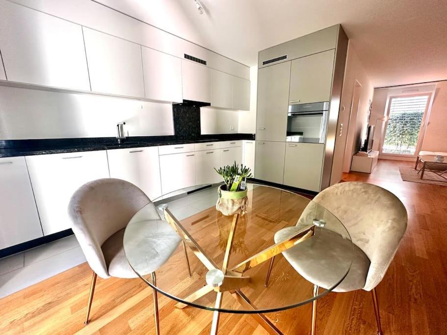 Moderne Wohnung Am Flughafen Opfikon-Glattbrugg Zewnętrze zdjęcie